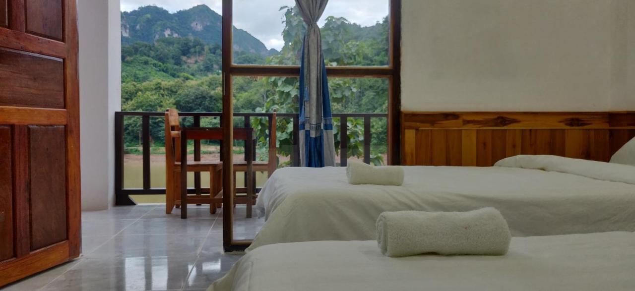 Sabaidee Nongkiaw River View Hotel Nong Khiaw Exterior photo