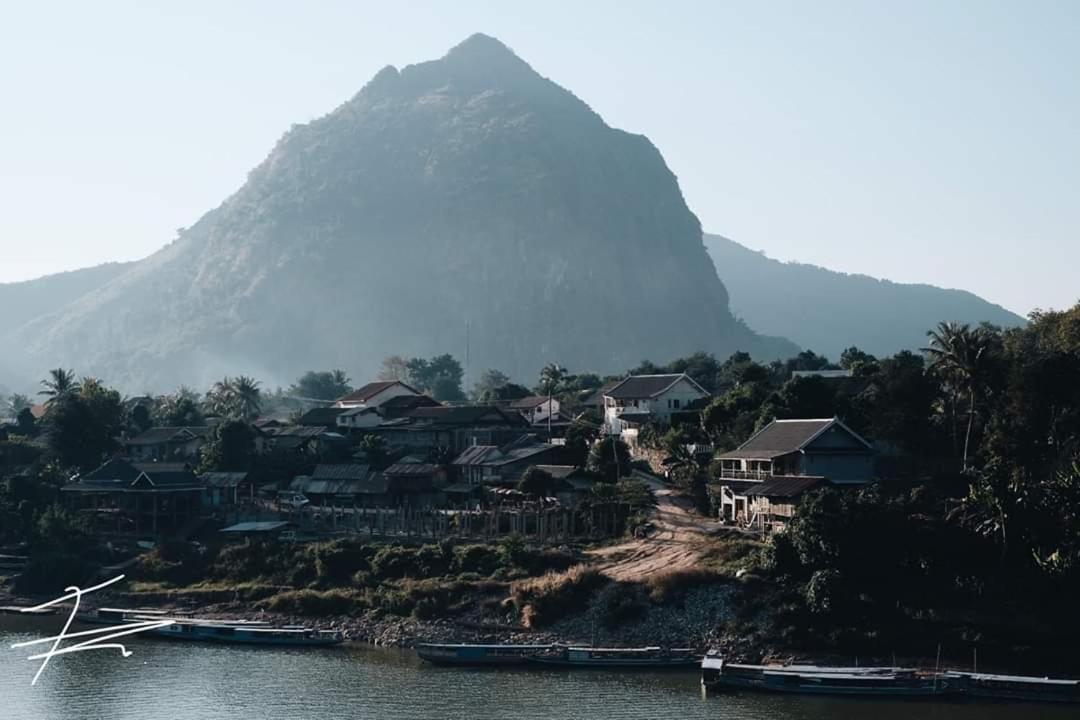 Sabaidee Nongkiaw River View Hotel Nong Khiaw Exterior photo